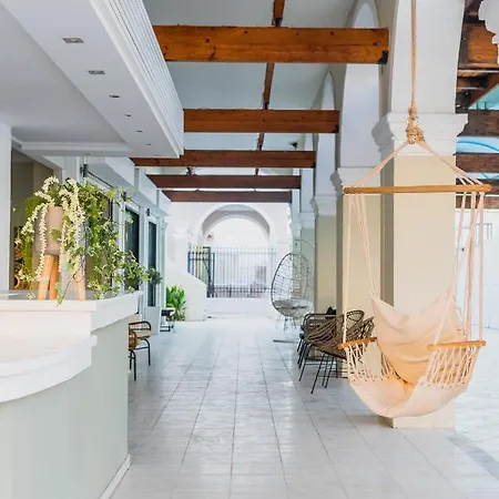 Olive Grove Beachfront & Seaview (adults Only) Lägenhetshotell