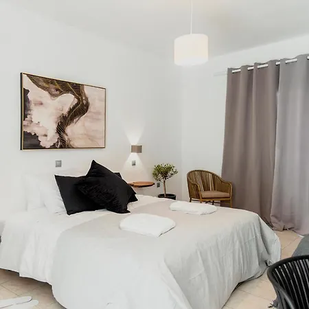 Olive Grove Beachfront & Seaview (adults Only)