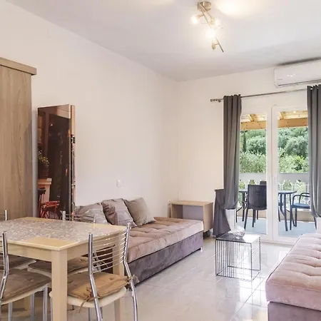公寓式酒店 Olive Grove Beachfront & Seaview (adults Only) 3*