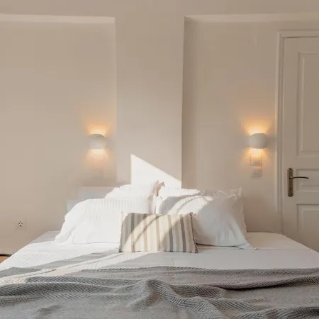 Lägenhetshotell Olive Grove Beachfront & Seaview (adults Only) 3*
