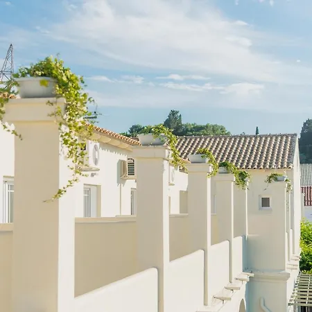 Aparthotel Olive Grove Beachfront & Seaview (adults Only) Kávos